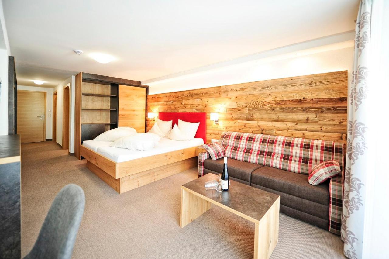 Hotel & Garni Das Koehle Inklusive Super Sommer Card 2025 Serfaus Εξωτερικό φωτογραφία
