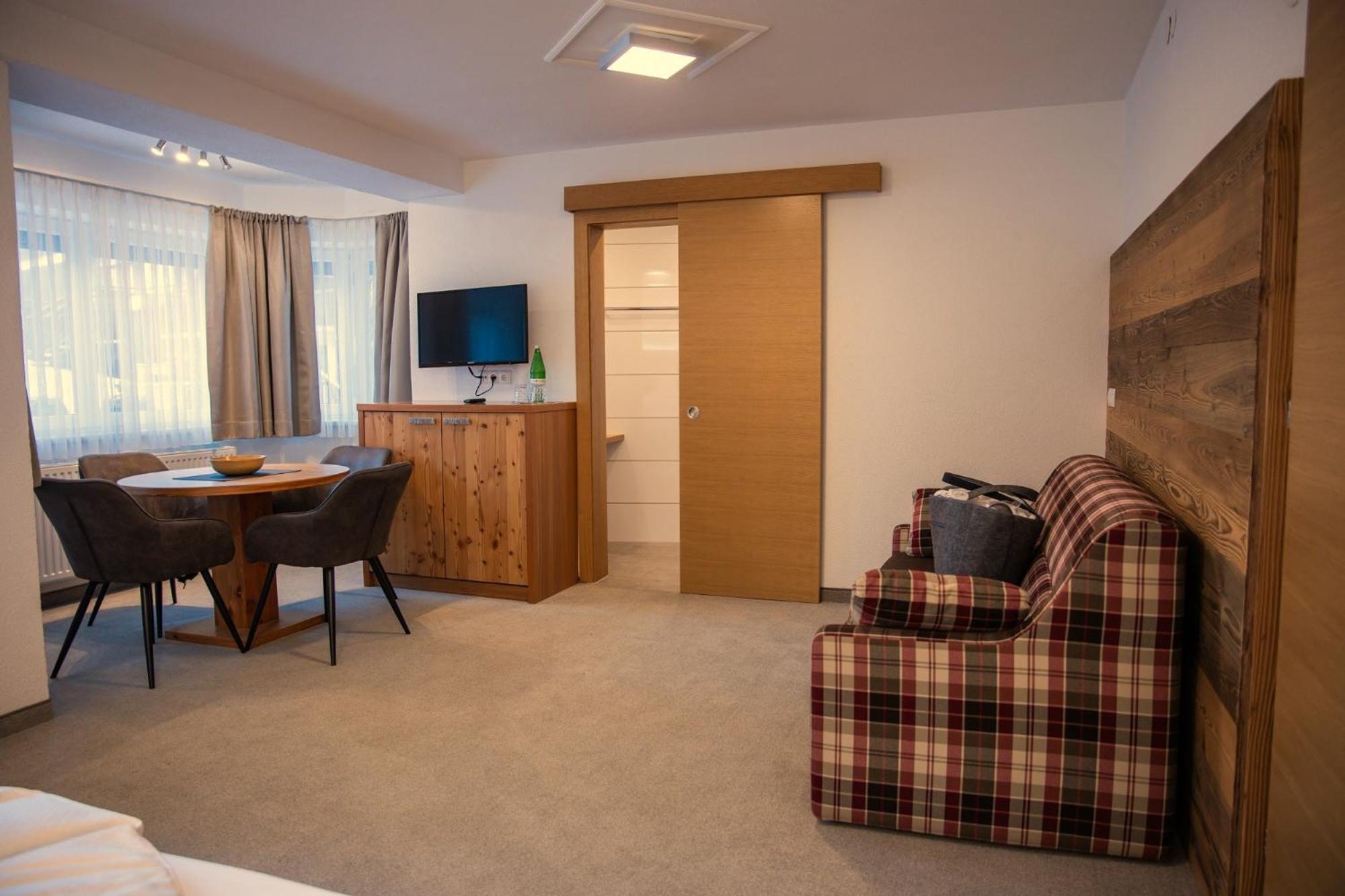 Hotel & Garni Das Koehle Inklusive Super Sommer Card 2025 Serfaus Εξωτερικό φωτογραφία